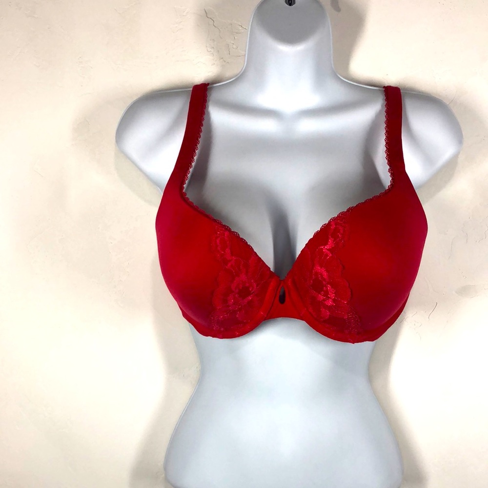 Victoria’s Secret Body by Victoria Perfect Shape red bra size 34D